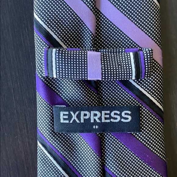 Express tie - Picture 2 of 2